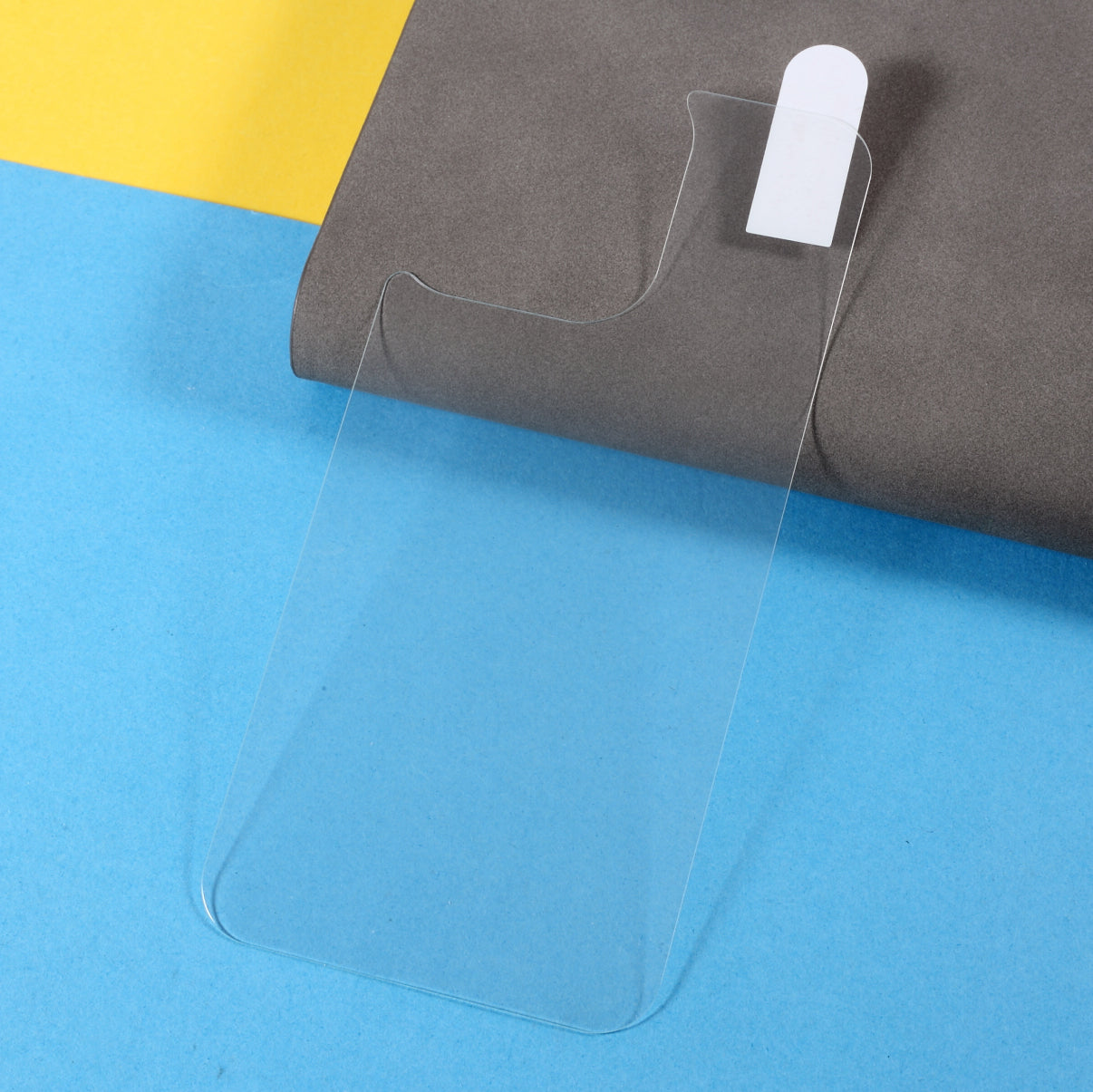 0.25mm Arc Edges Ultra-Thin Explosion-Proof Perfect Adhesion 9H Tempered Glass Back Cover Protective Film for iPhone 13 Pro 6.1 inch