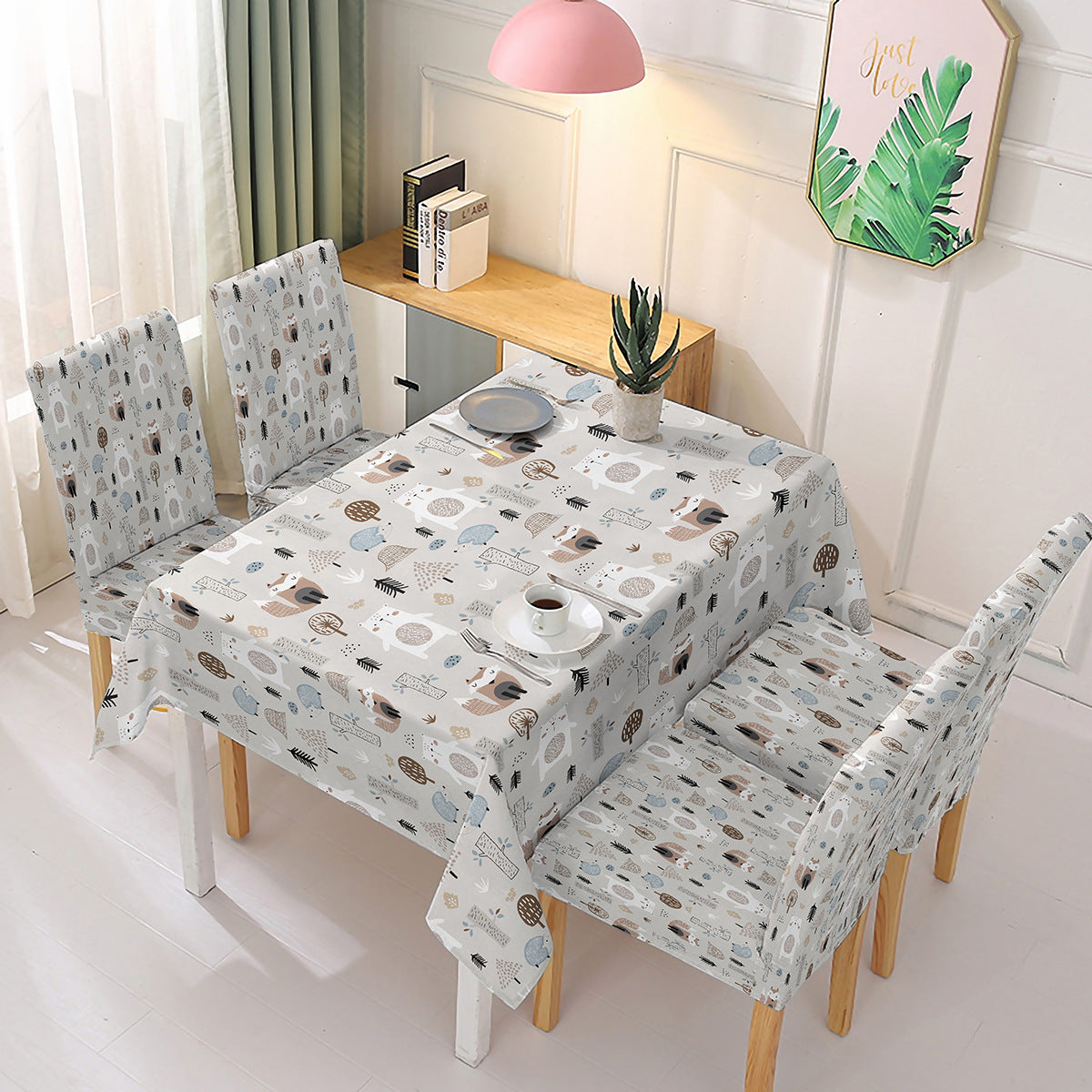 140x140cm Christmas Pattern Design Tablecloth Dining Table Cover with 4 Elastic Chair Covers New Year Festival Kitchen Decoration