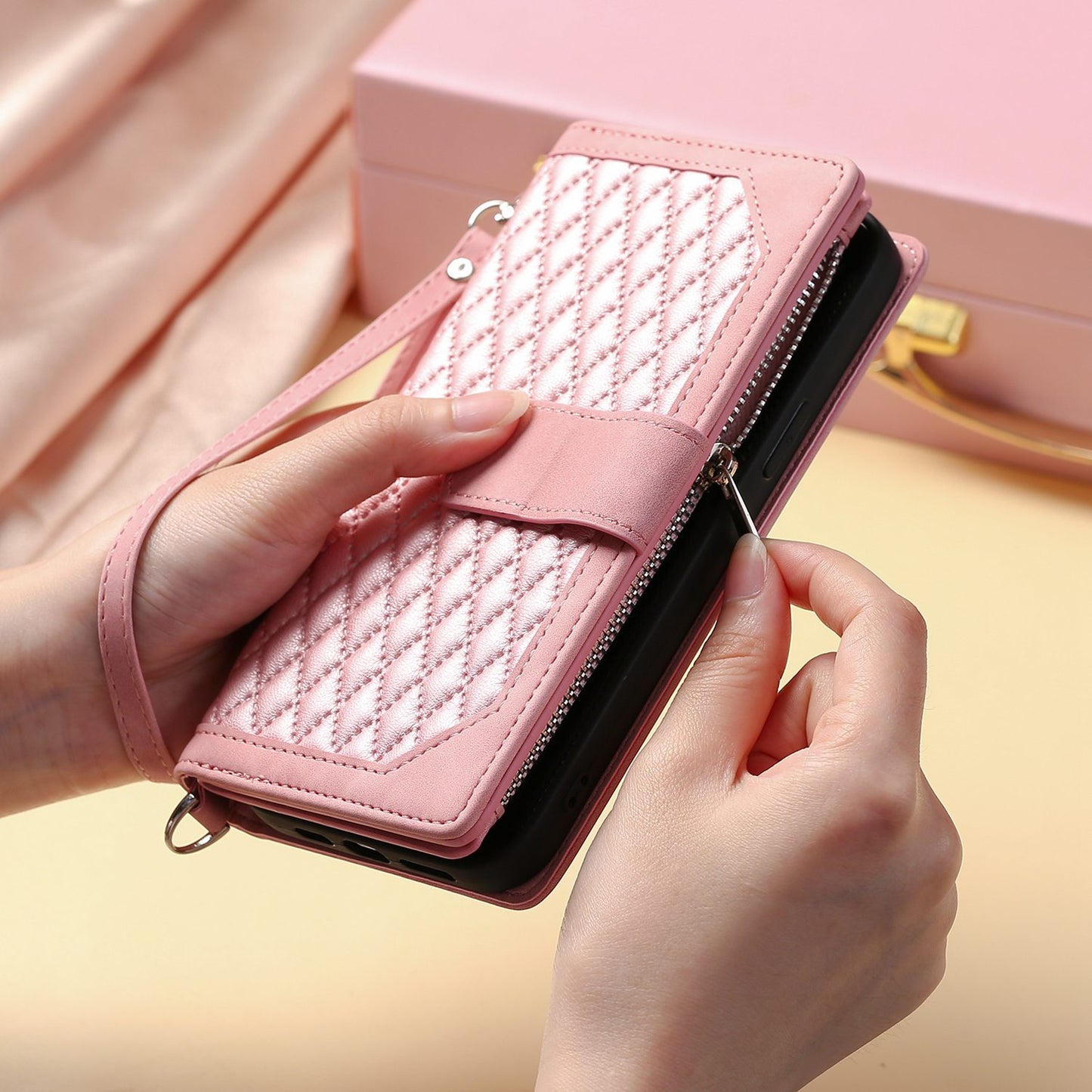 For iPhone 13 Pro 6.1 inch 005 Wallet Design Folio Flip Magnetic Phone Cover Rhombus Grid Texture PU Leather Zipper Pocket Stand Case