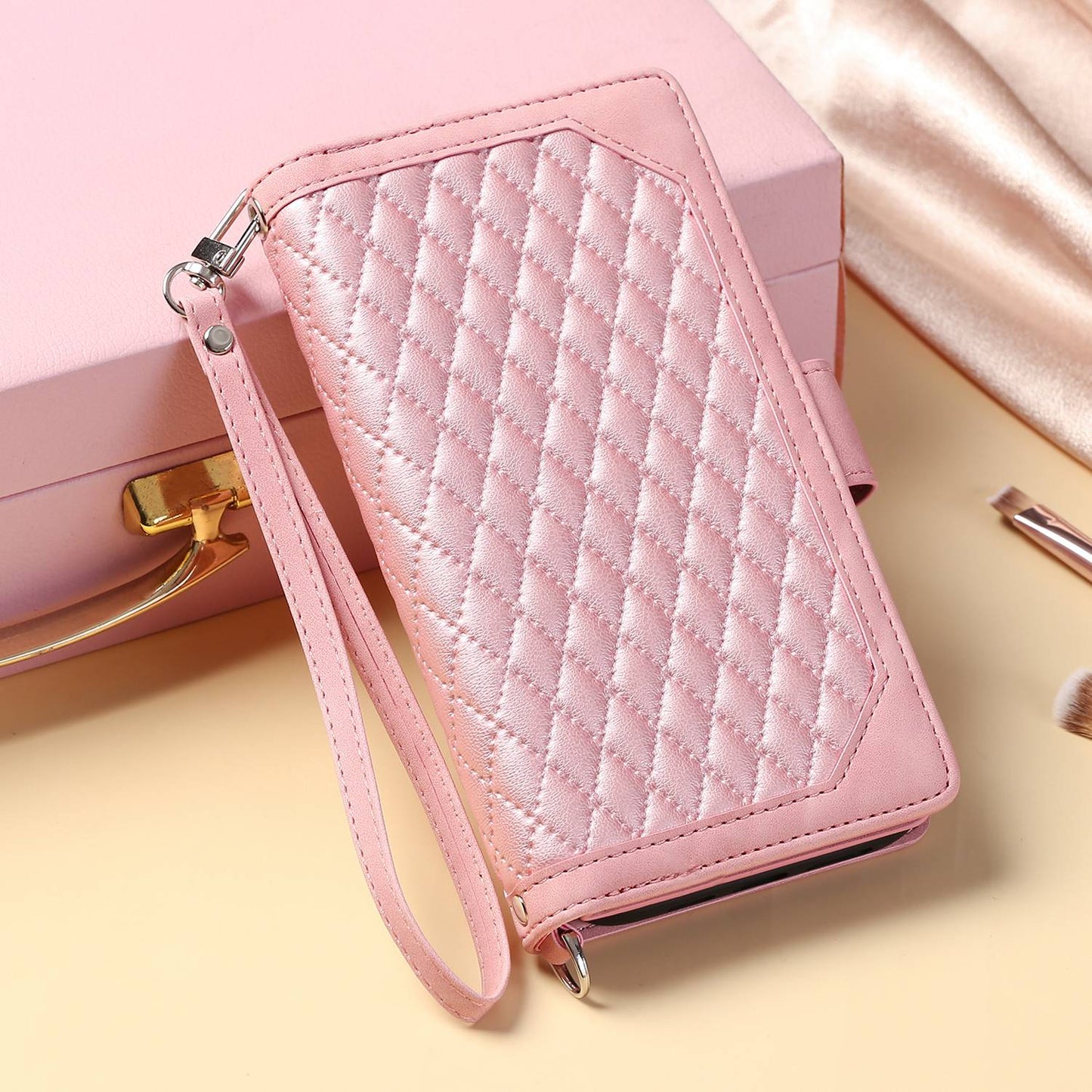 For iPhone 13 Pro 6.1 inch 005 Wallet Design Folio Flip Magnetic Phone Cover Rhombus Grid Texture PU Leather Zipper Pocket Stand Case