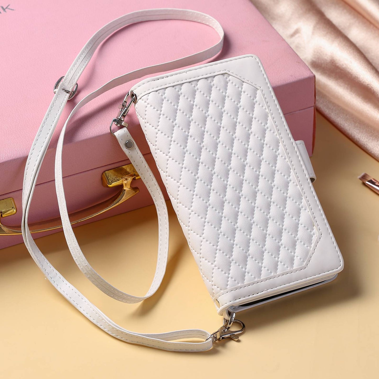 005 Style For Samsung Galaxy S21+ 5G, Drop-proof Phone Case PU Leather Rhombus Texture Zipper Pocket Wallet Cover Stand with Strap