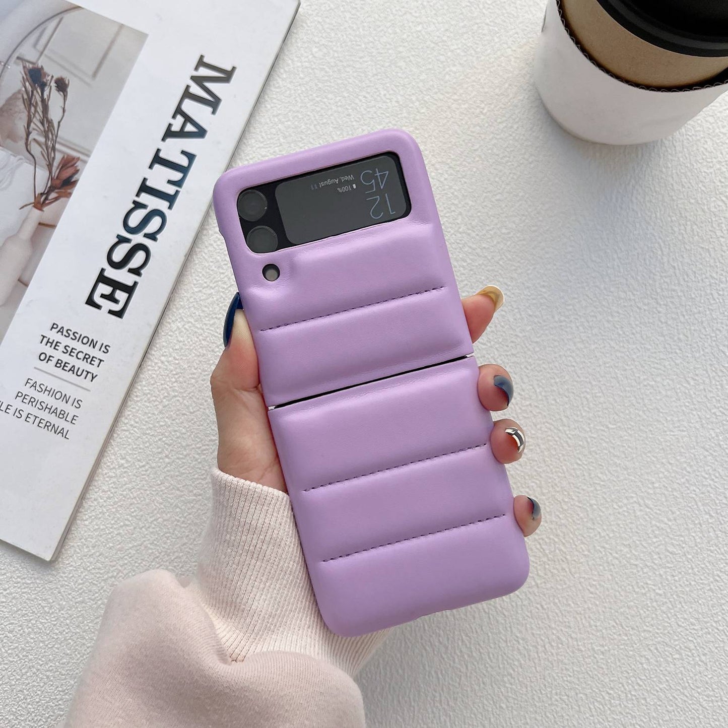 For Samsung Galaxy Z Flip3 5G Soft Touch Lightweight Down Jacket Cover PU Leather Coated PC Shockproof Protective Case