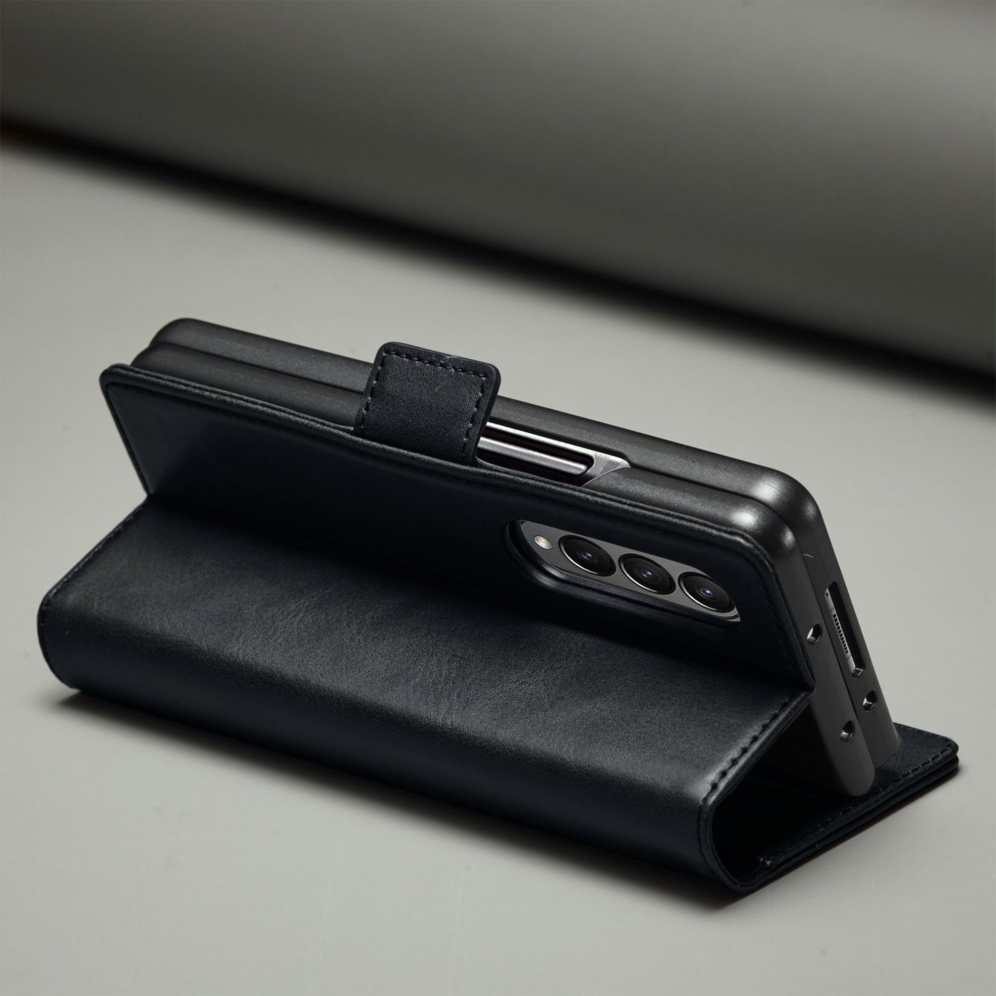 LC.IMEEKE for Samsung Galaxy Z Fold3 5G RFID Blocking Phone Cover PU Leather + PC Wallet Stand Double Magnetic Clasps Phone Shell