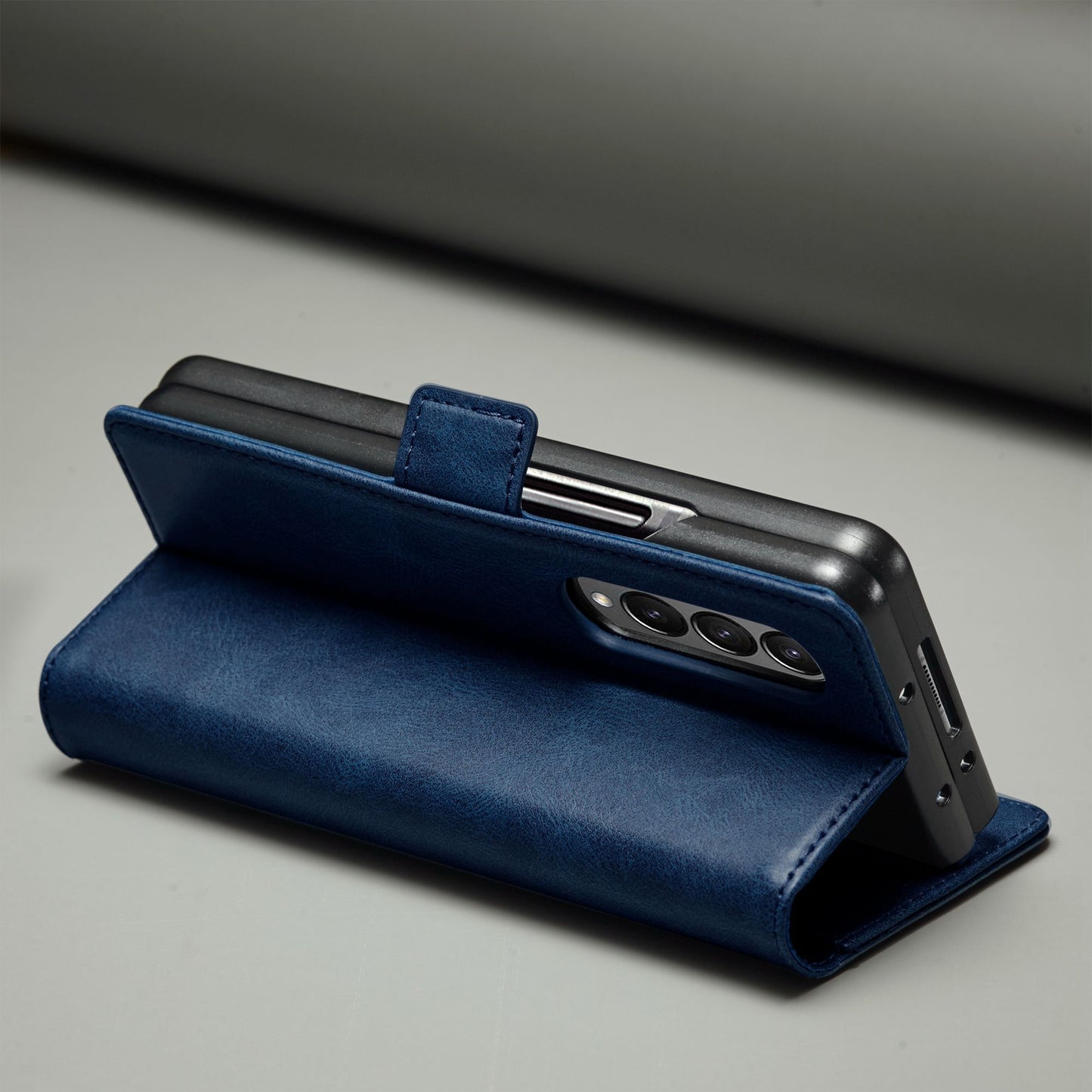 LC.IMEEKE for Samsung Galaxy Z Fold3 5G RFID Blocking Phone Cover PU Leather + PC Wallet Stand Double Magnetic Clasps Phone Shell