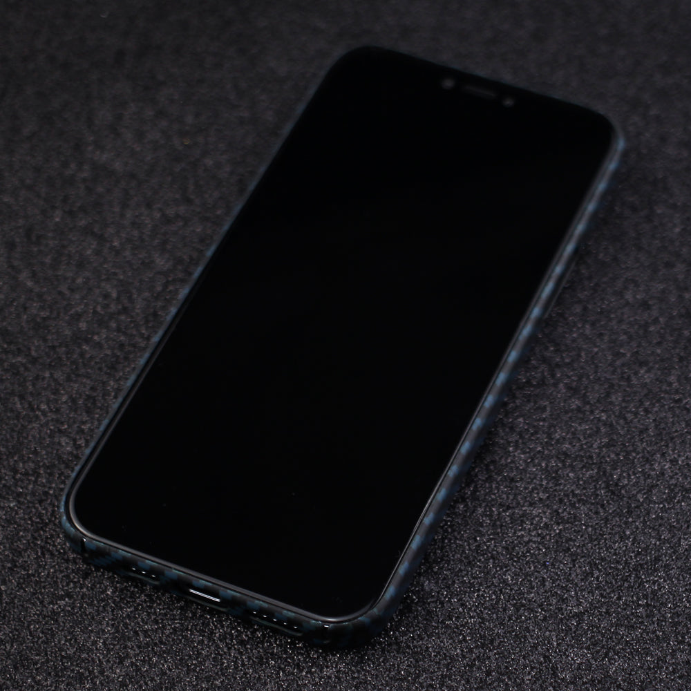 Back Shell for iPhone 13 Pro 6.1 inch Precise Cutout Carbon Fiber / Wavy Texture Aramid Fiber Case Protective Cover