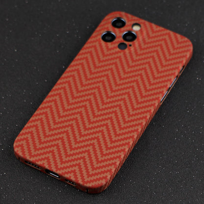 Back Shell for iPhone 13 Pro 6.1 inch Precise Cutout Carbon Fiber / Wavy Texture Aramid Fiber Case Protective Cover