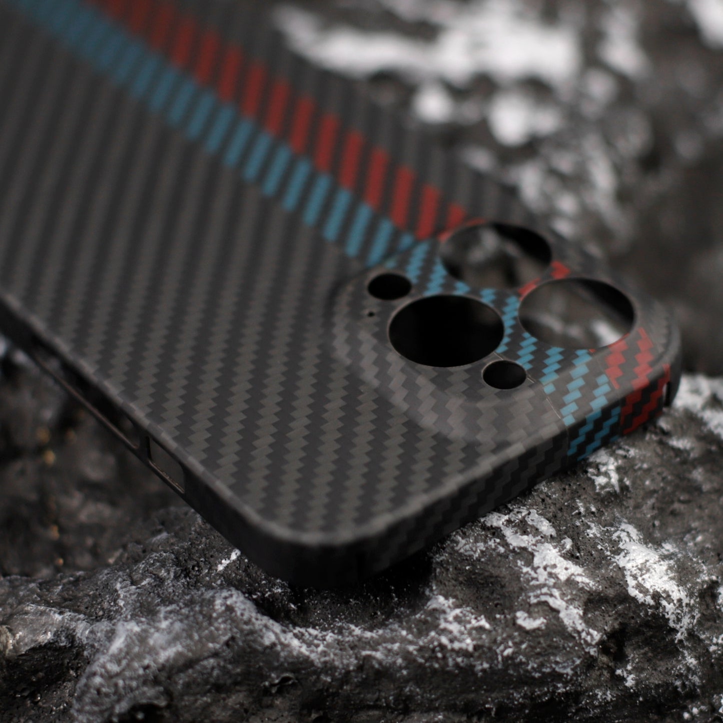 For iPhone 13 Pro 6.1 inch Scratch Resistant Color Splicing Mobile Phone Protective Cover, Precise Cutout Carbon Fiber Texture Aramid Fiber Back Case