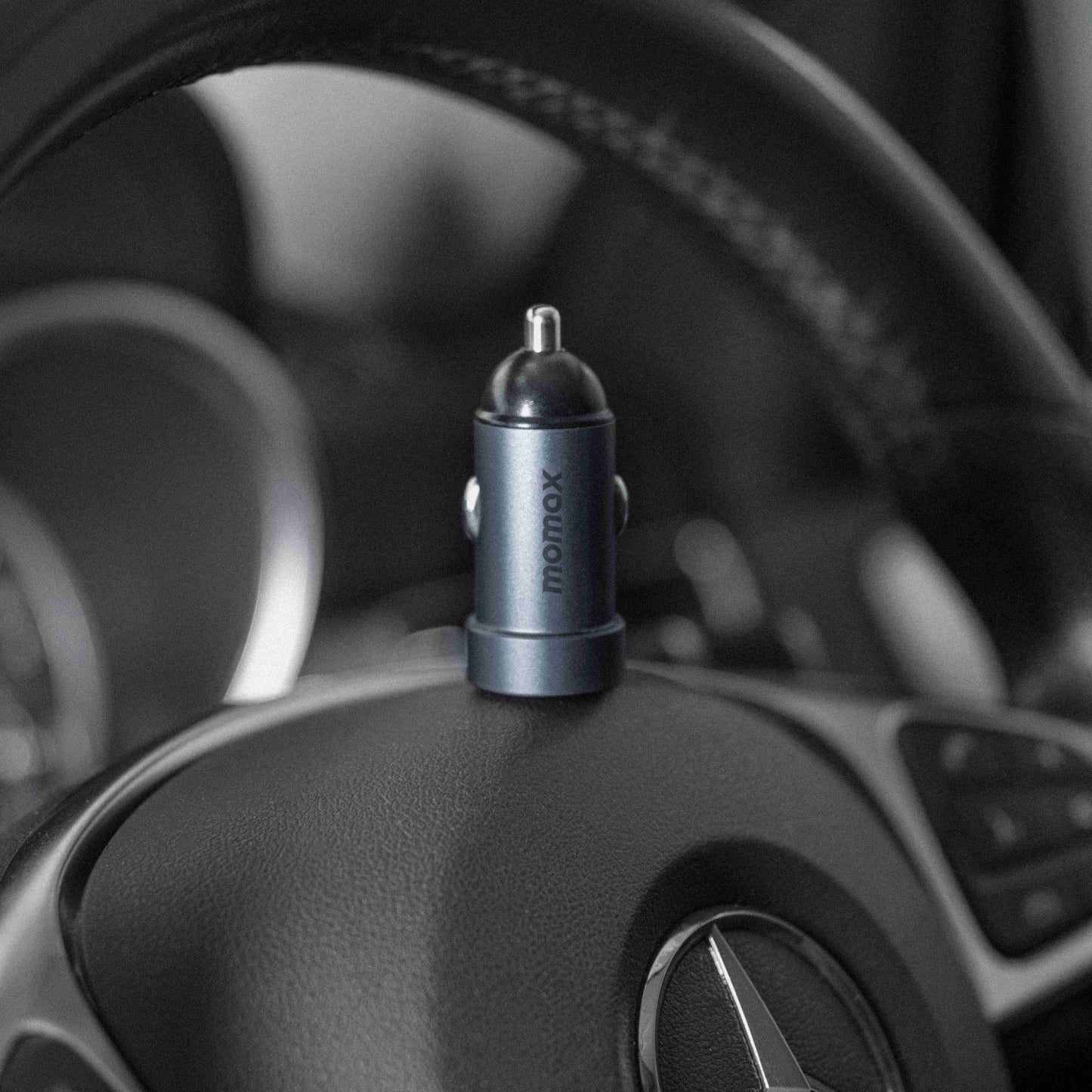 MOMAX UC12 20W Dual Port Car Charger PD 3.0 QC 3.0 Mini Cigarette Lighter Adapter