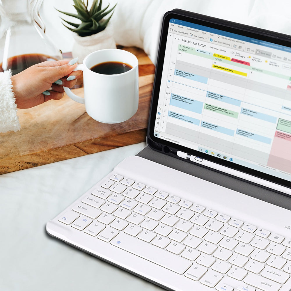 For iPad 9.7-inch (2017)/9.7-inch (2018)/Pro 9.7 inch (2016)/Air (2013)/Air 2 Textured PU Leather Cover Shell + Ultra Slim Wireless Bluetooth Keyboard Set