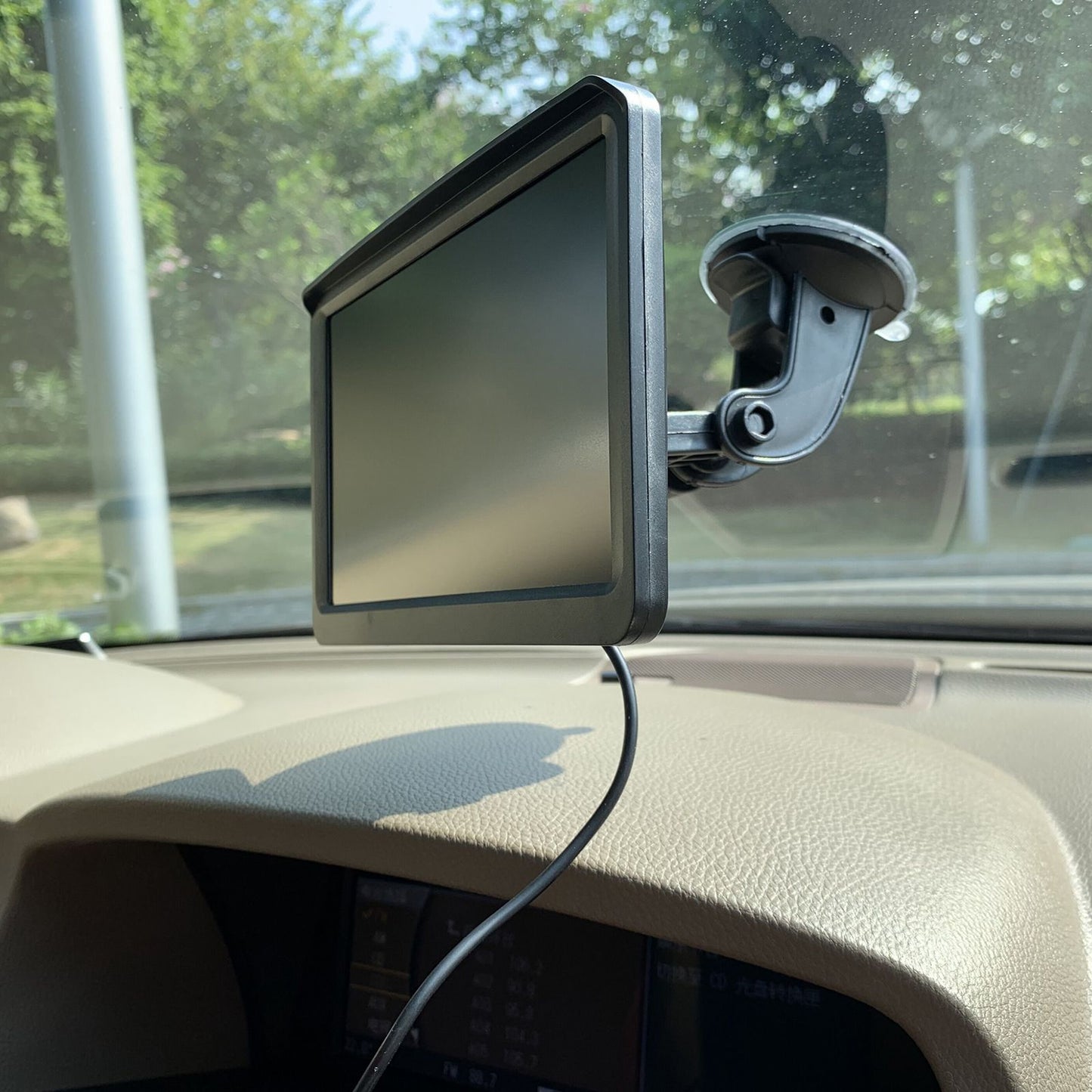 RH-702C 7" Large Screen LCD Display Monitor 12V 24V Car Parking Reversing 4-LED Rear Camera Kit