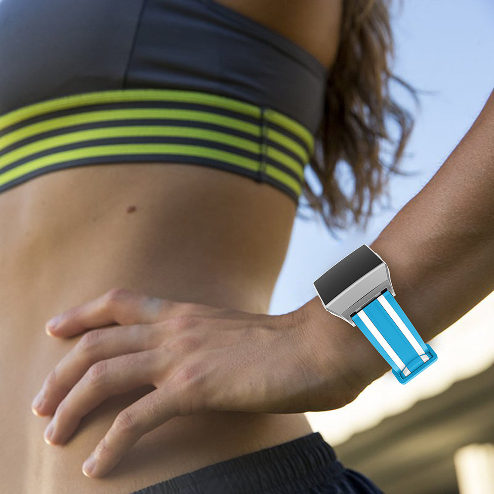 22mm Five Vertical Stripe Soft Silicone Watch Replacement Band + Connector for Fitbit Ionic