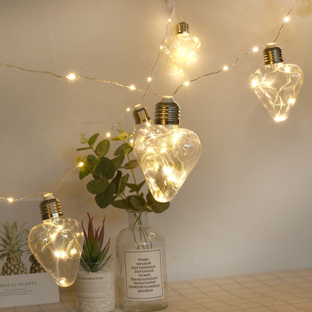 10 Loving Hearts 100-LED Decorative Lamp String Lights with Copper Wire Cell Case