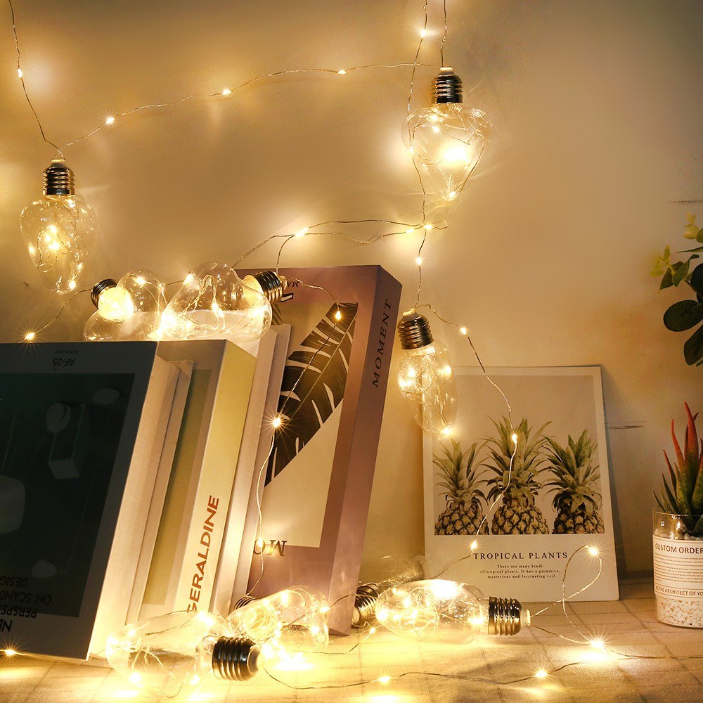 10 Loving Hearts 100-LED Decorative Lamp String Lights with Copper Wire Cell Case